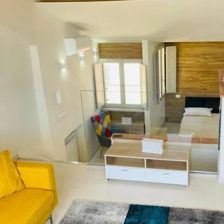 Apartment Residenza Piazzetta San Michele-loft Arezzo